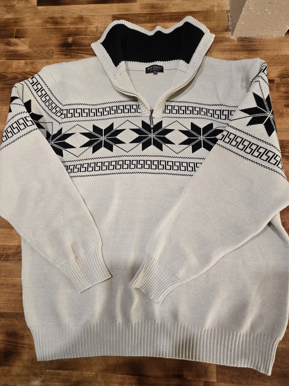 Pronto Uomo Cream and Black Half-Zip Nordic Knit Sweater